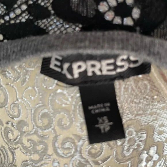 Express Sweater Gray Black Lace Trim 3/4 Sleeve Size XS - Picture 10 of 12